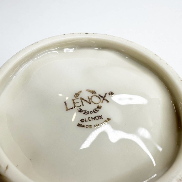 Lenox Westbury Collection 8" Embossed Pierce Bowl Coordinates with Eternal - Picture 4 of 9